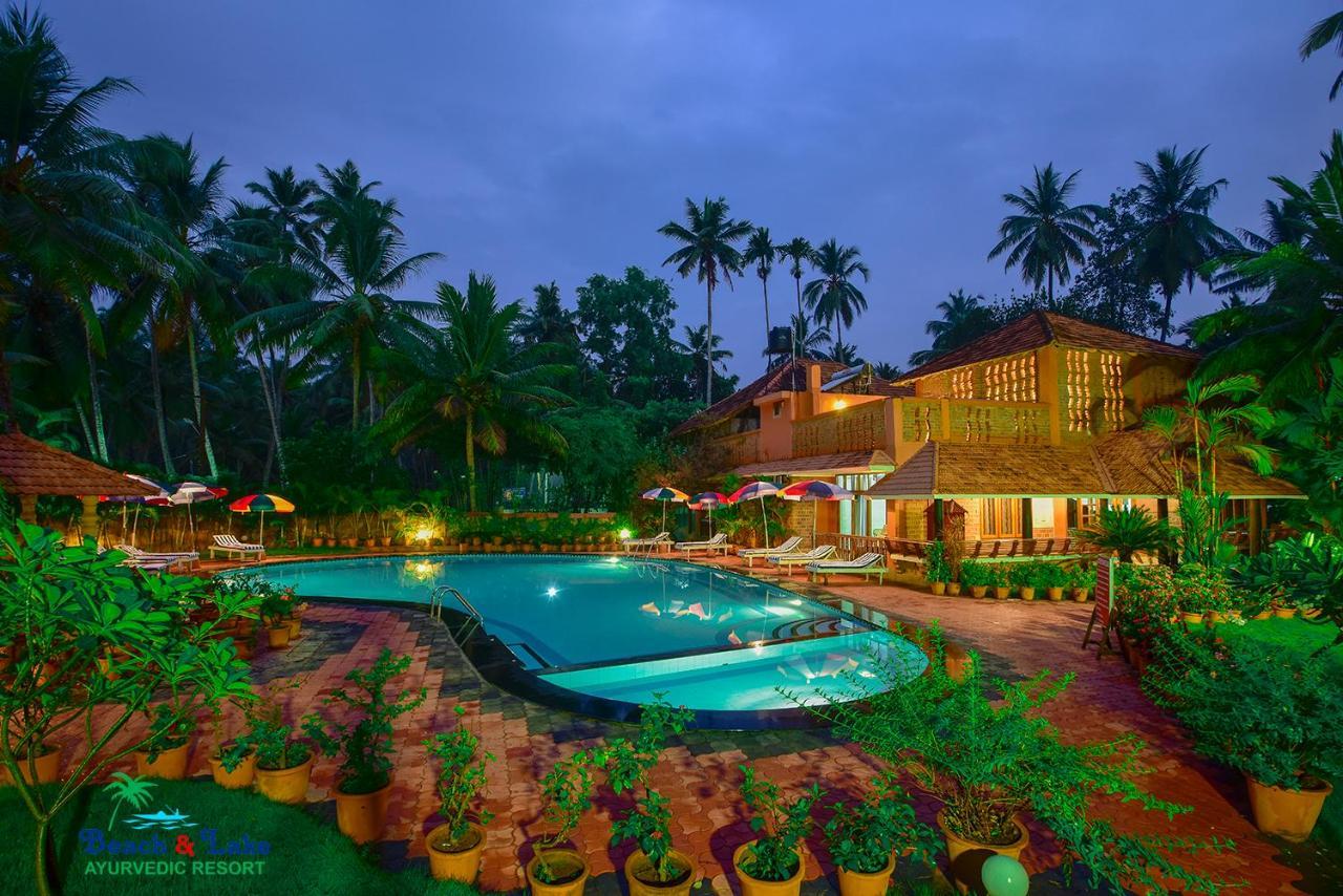 Beach And Lake Ayurvedic Resort, Ковалам Екстер'єр фото