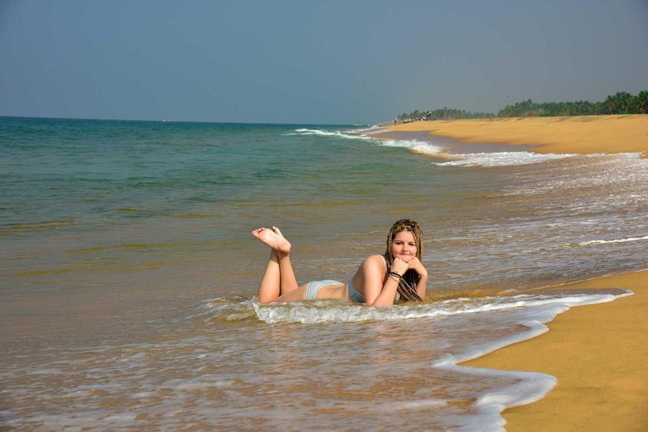 Beach And Lake Ayurvedic Resort, Ковалам Екстер'єр фото